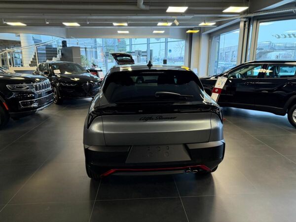 Alfa Romeo Junior Speciale 1.2 VGT 48V-Hybrid DCT in 6 Varianten  Verfügbar Abholung Mannheim bild 4