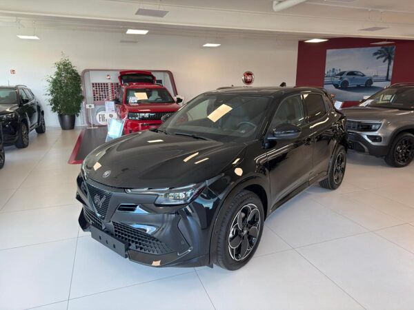 Alfa Romeo Junior 1.2 VGT 48V-Hybrid DCT Q4 Abholung Mannheim bild 1
