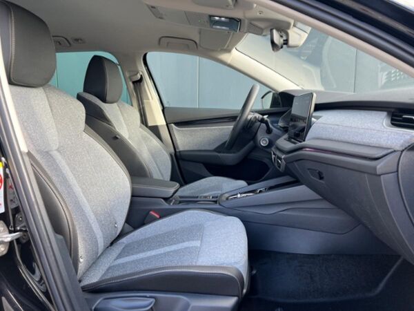 Skoda Octavia Combi Balance 1.5 TSI mHEV **AHK, TravelAsstist** bild 7