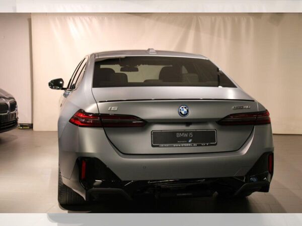 BMW i5 eDrive40 Limousine ++ SALE ++ bild 4