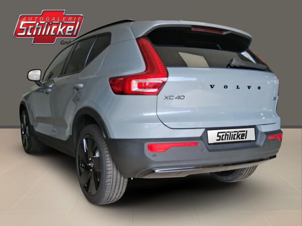 Volvo XC40 B3 Plus Black Edition bild 5