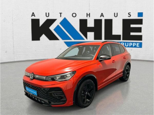 Volkswagen Tiguan 2.0 TDI DSG R-Line CarPlay Black Matrix bild 2