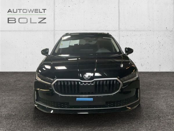 Skoda Superb Combi Selection 2.0 TDI NAVI AHK ACC LED bild 5