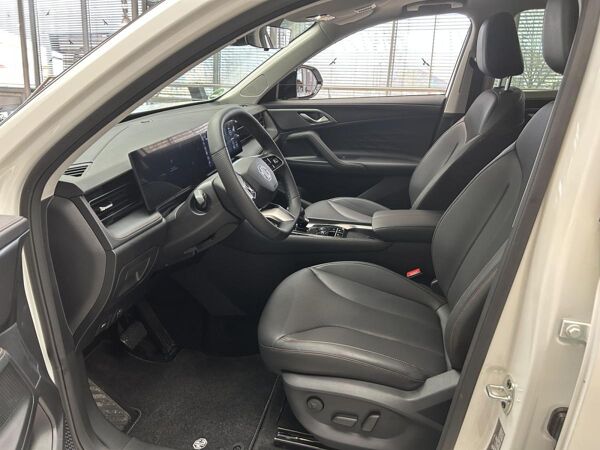 MG HS 1.5T GDI Hybrid+ Luxury bild 6