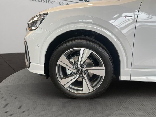 Audi Q2 S line 35 TFSI *Tageszulassung - sofort verfügbar* bild 3