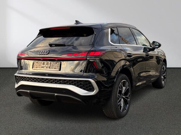 Audi Q3 e-hybrid Tech plus Paket Navi Sitzh. LED bild 3