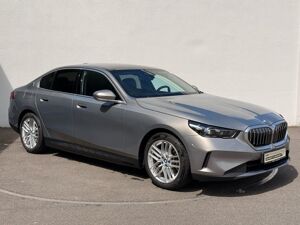 BMW 530 530e LC PROF+PANO+HUD+ICONOC GLOW+DAP+PAP bild 4