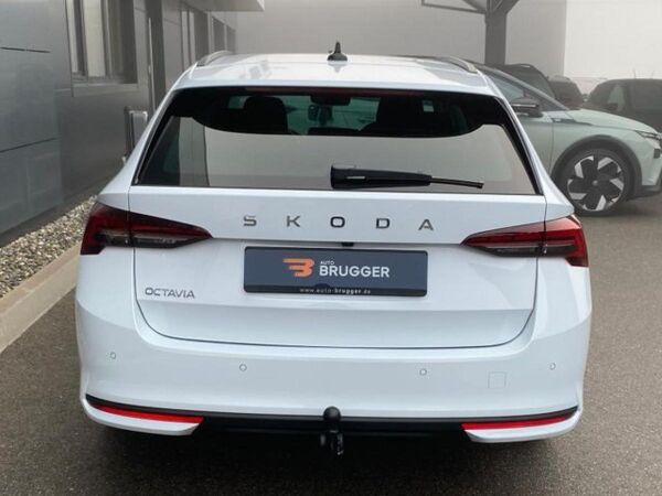 Skoda Octavia 2.0 TDI DSG Selection LED AHK RFK NAVI bild 5