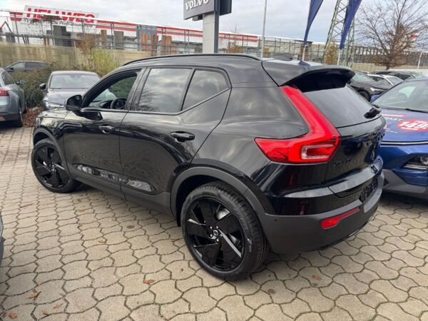 Volvo XC40 B3 B DKG Plus Black Edition. bild 4