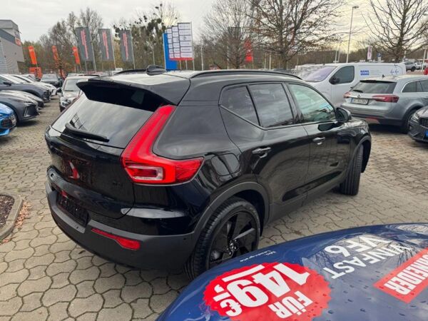 Volvo XC40 B3 B DKG Plus Black Edition. bild 6