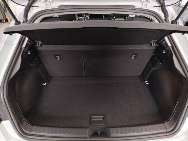 Audi A1 Sportback 30 TFSI S tronic LED DAB VC PDC Sitzheizung bild 6