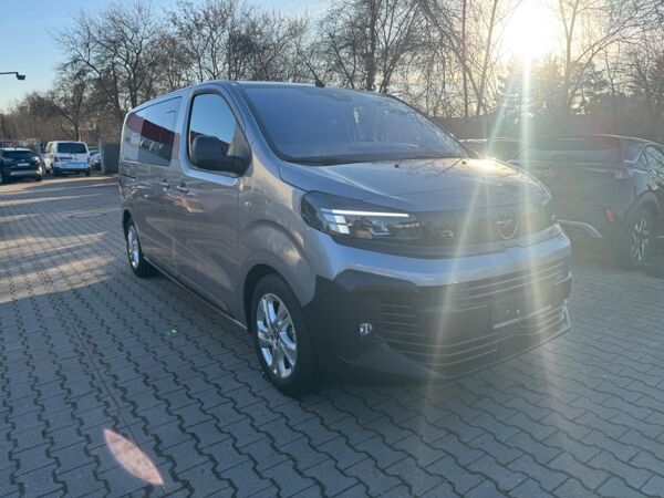 Opel Vivaro Kombi 2.0 D (L2) Basis M Fernlichtass. bild 5