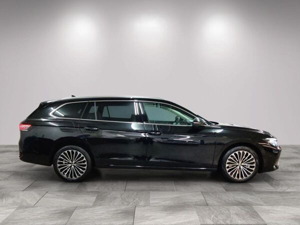 Volkswagen Passat Variant Elegance 2.0 TDI AHK/Pano/1.30Garantie bild 5