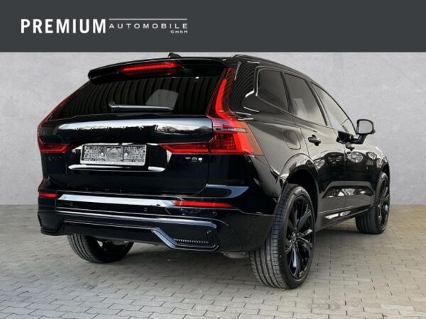 Volvo XC60 Plus Black Edition B5 AWD Mild-Hybrid Benziner bild 2