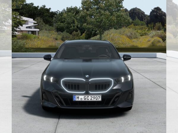 BMW 520 d xDrive Touring LAGERABVERKAUF! bild 3