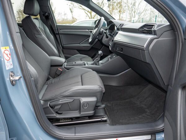 Audi Q3 S line 45 TFSI e bild 2
