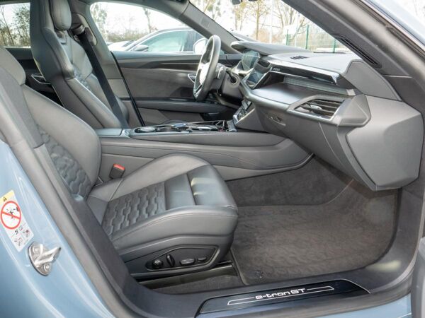 Audi e-tron GT quattro bild 2