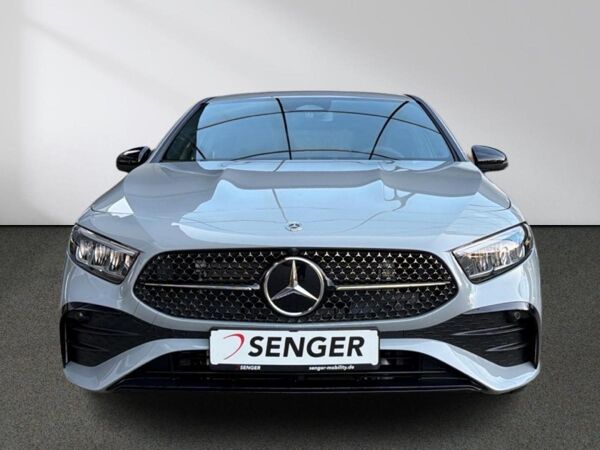 Mercedes-Benz A 200 Limousine AMG Standheizung Kamera LED AHK bild 4