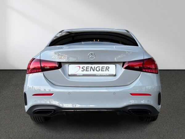 Mercedes-Benz A 200 Limousine AMG Standheizung Kamera LED AHK bild 5