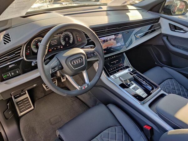 Audi Q8 60 TFSI e S line business 360kW/ 490 PS !Dienstwagen 0,5%! bild 6