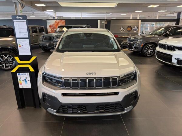 Jeep Avenger Altitude mit Allwetterreifen 1.2 GDI Verfügbar in mehreren Varianten Abholung Mannheim bild 5