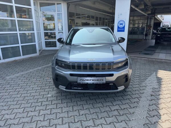 Jeep Avenger Altitude mit Allwetterreifen 1.2 GDI in mehreren Varianten Verfügbar Abholung Mannheim bild 6