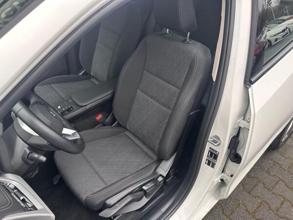 BMW 220 i Active Tourer //Komfortzugang AHK bild 7