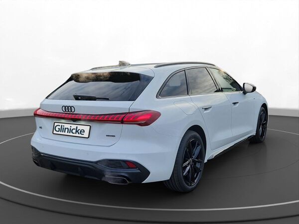 Audi A5 Avant e-hybrid qu. S-Line AHK LM 19" RFK LED bild 4