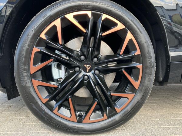 Cupra Terramar Terramar 2.0 TSI 4Drive AHK/HUD/Navi/Sennheiser/20" bild 6