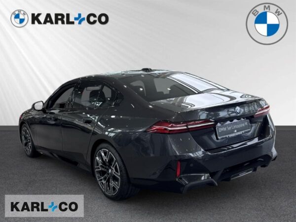 BMW 530 e M SPORT 20" INNOVATIONSPAKET DRIVING ASSIST PLUS HARMAN/KARDON bild 3