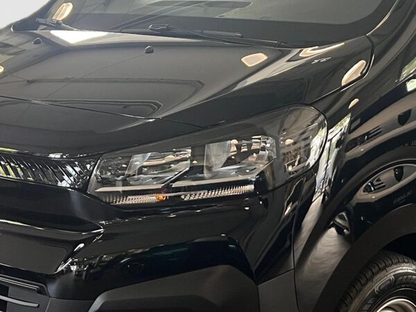 Citroën Jumpy Kastenwagen lang BlueHDI120 bild 5