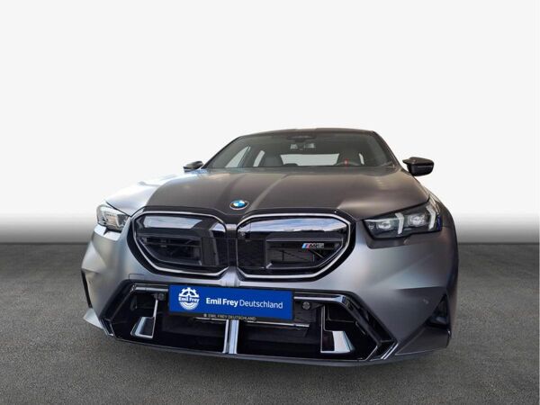 BMW M5 xDrive , 4-türig bild 2