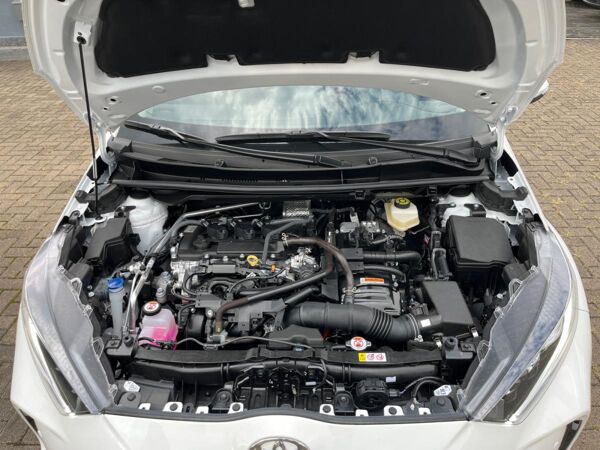 Toyota Yaris Teamplayer-Comfort Paket-Sofort Verfügbar-Sonderrabatt bild 7