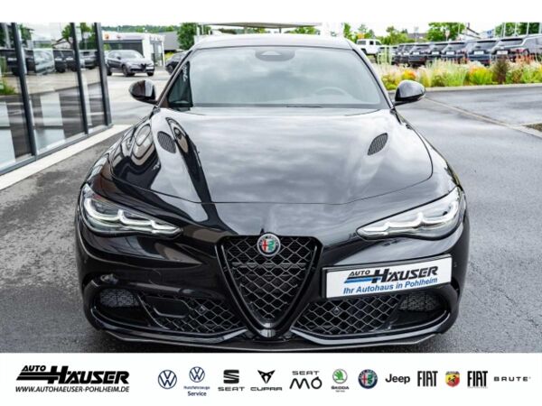 Alfa Romeo Giulia Quadrifoglio 2.9 V6 Bi-Turbo *SOFORT* AKRAPOVIC HARMAN-KARDON BREMBO MEMORY bild 6