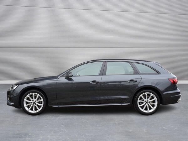 Audi A4 Avant 35 TFSI S-tr. *S-line*LED*AHK*RüKam*ACC bild 4