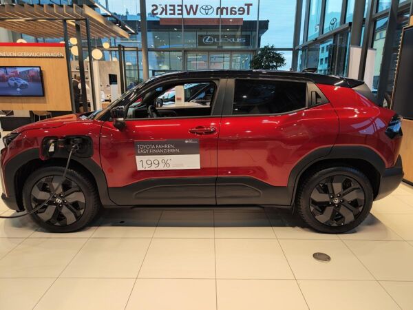 Toyota Urban Cruiser Teamplayer Inkl. 6.000 E-Förderung bild 7