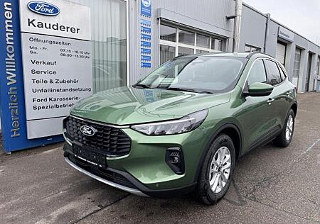 Ford Kuga Titanium 150 PS Schalter * Sofort Verfügbar*