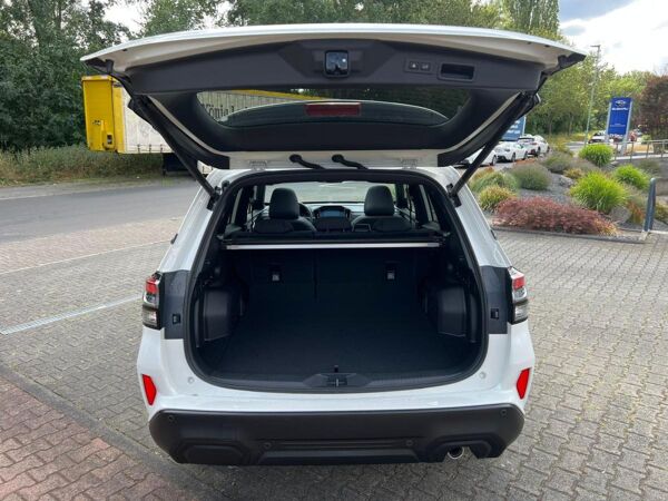 Subaru Forester Exclusive 2.0 AT Mildhybrid bild 7