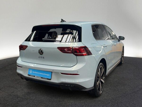 Volkswagen Golf GTE Black Style DCC KAM HuD IDA LED+ NAVI bild 4
