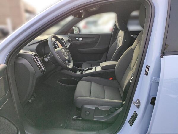 Volvo EX40 Singe Motor 69kWh Plus ***Gewerbekunden-Angebot*** ***sofort verfügbar*** bild 7