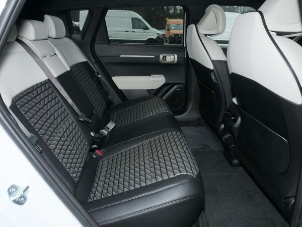Kia EV4 81 FWD GT Line DWP COM CON bild 5