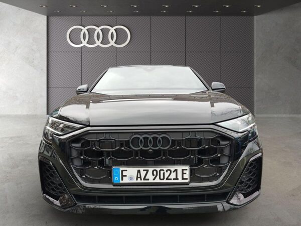 Audi Q8 55 TFSI e quattro tiptronic S Line B&O PANO bild 3