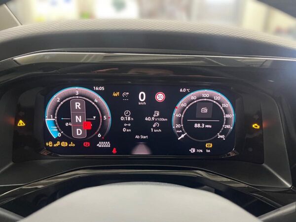 Volkswagen Multivan "Edition" 2,0 l TDI DSG *SOFORT VERFÜGBAR* bild 7