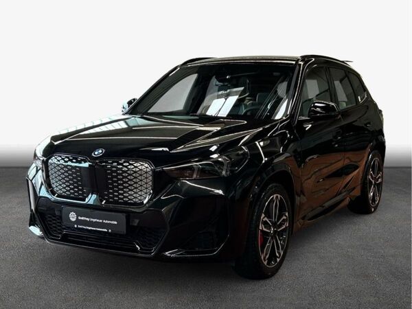 BMW iX1 eDrive20 M Sportpaket , 5-türig (Strom) bild