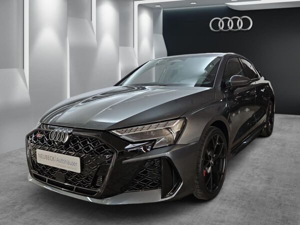 Audi RS3 Limousine Sportabgasanlage Anhebung VMAX bild 2