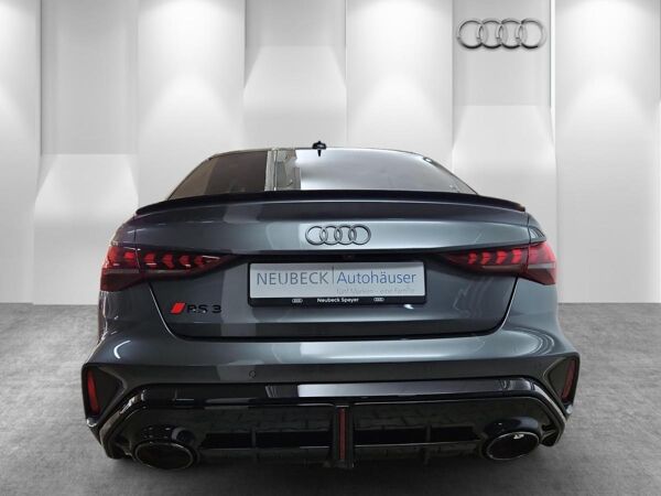 Audi RS3 Limousine Sportabgasanlage Anhebung VMAX bild 7