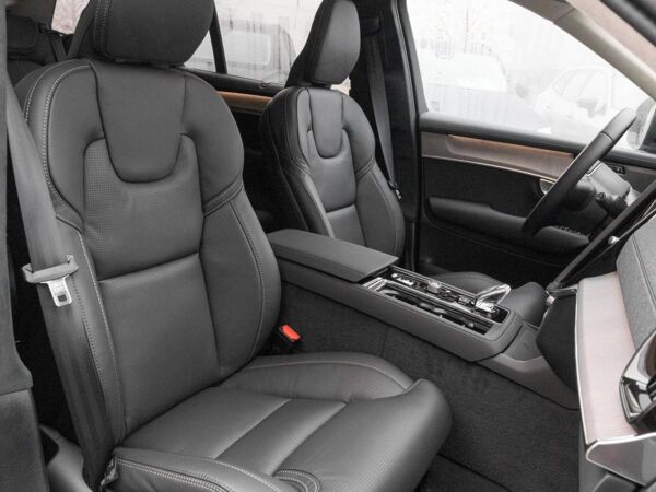 Volvo XC90 Ultra Dark bild 6