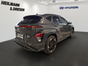 Hyundai KONA Elektro N Line/Assistenzpaket/Elektr.Heckkl./Navi/Sitzheizung bild 3