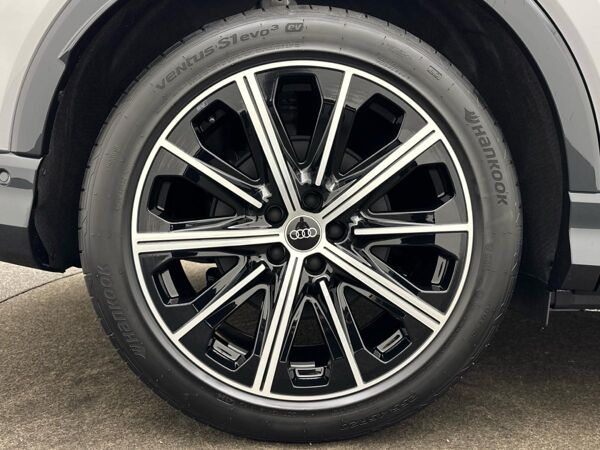 Audi Q4 e-tron Sportback 45 Optik-Paket Panorama Navi bild 7