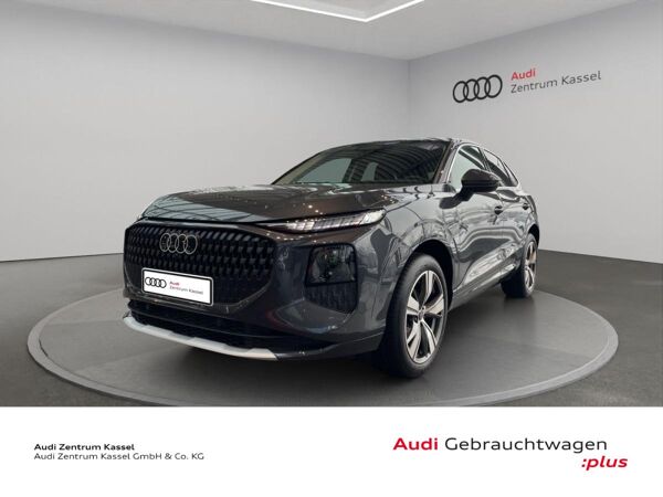 Audi Q3 SB TFSI LED Plus Navi Rü AHK 19" Sportsitze bild